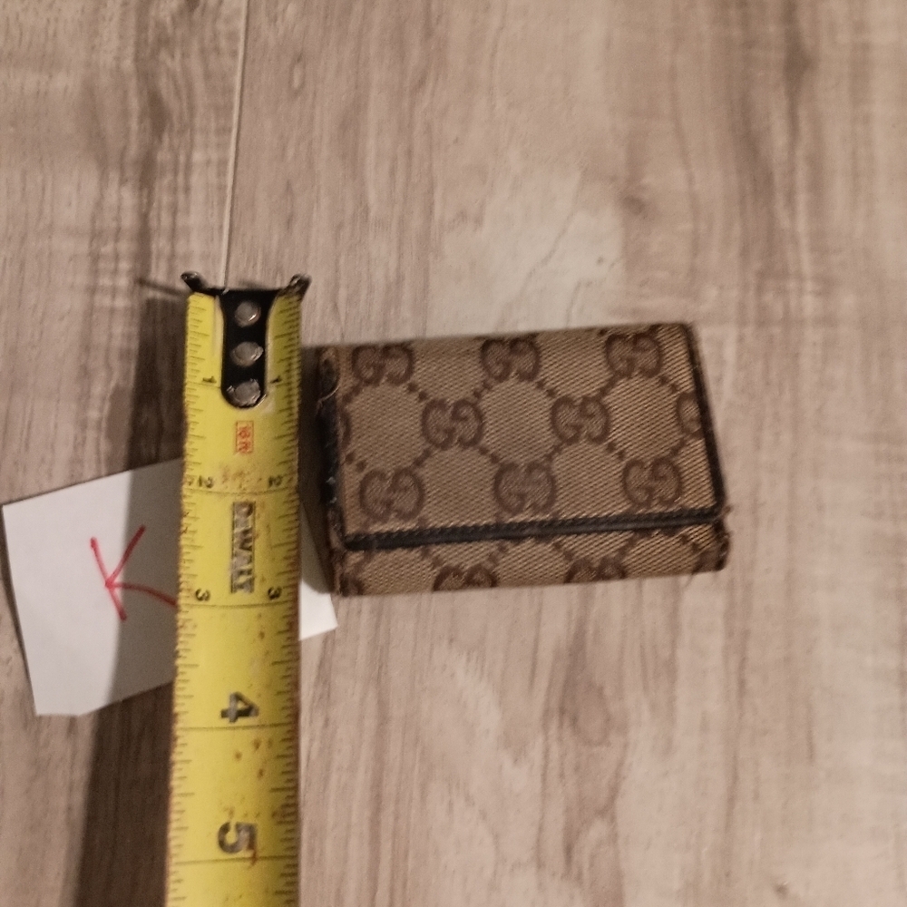 Authentic Gucci Made in Italy Brown Leather Canvas GG Print Key & Card Holder - Picture 7 of 7
